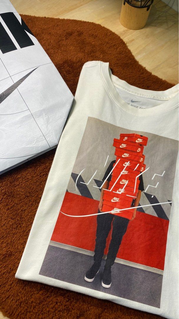 Nike stacked new arrivals box t shirt