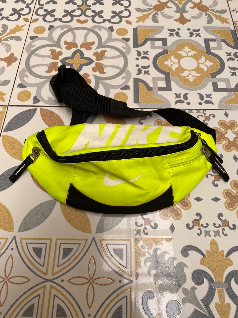 Nike sling bag/ hip bag on Carousell