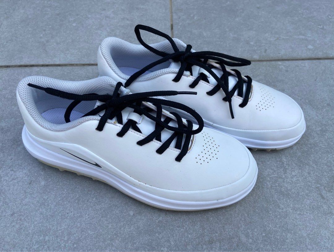 Nike hot sale axis junior