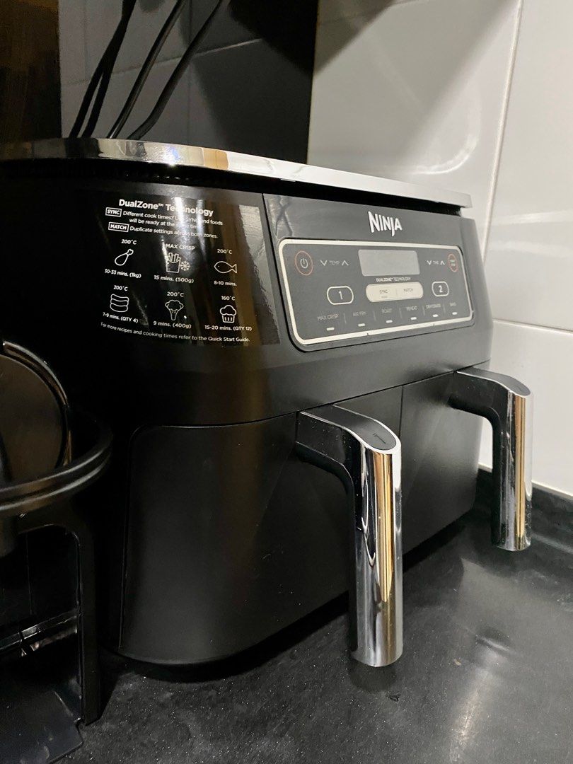 Ninja Air Fryer Dual Zone 7.6L AF300, TV & Home Appliances, Kitchen