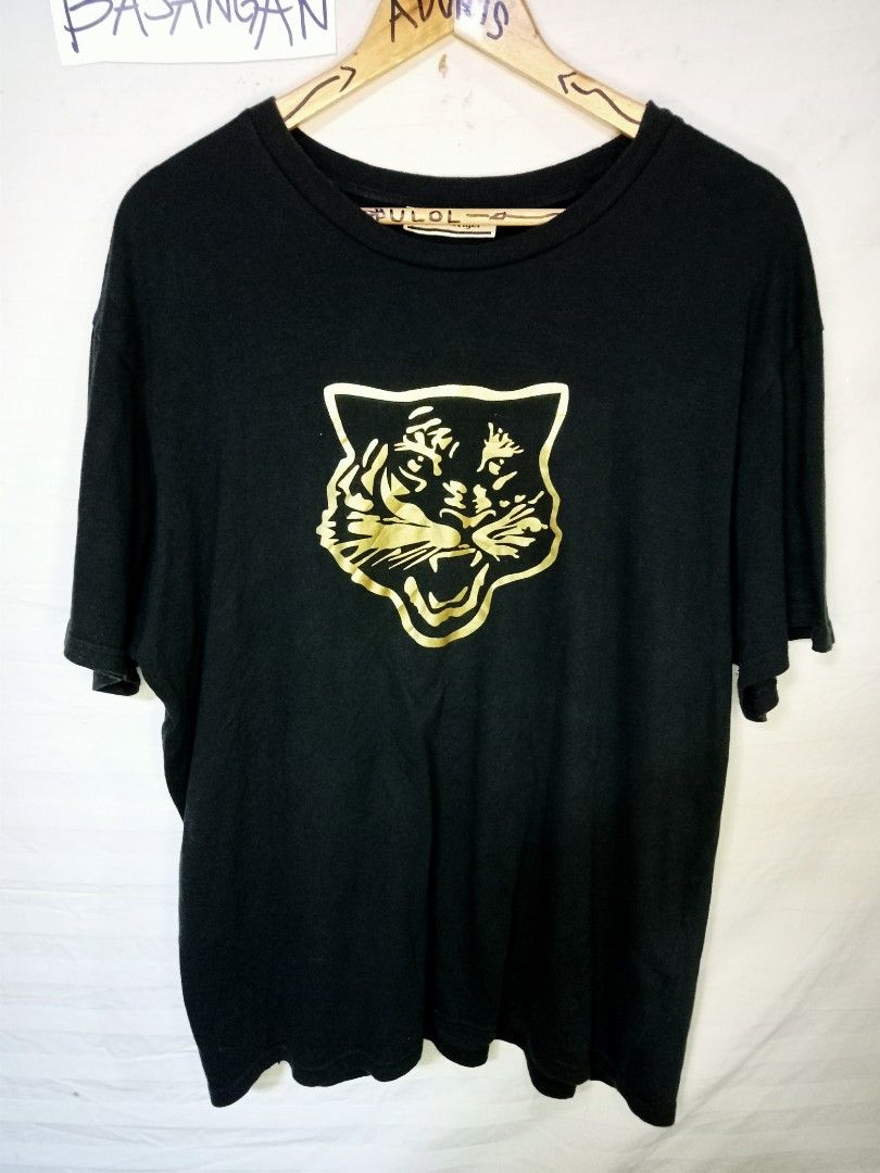 Onitsuka tiger tshirt size larg w24 l28