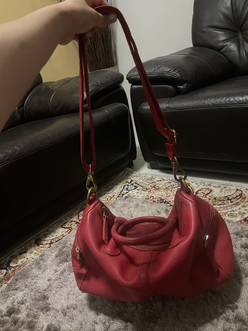 Fossil red 2025 leather shoulder bag