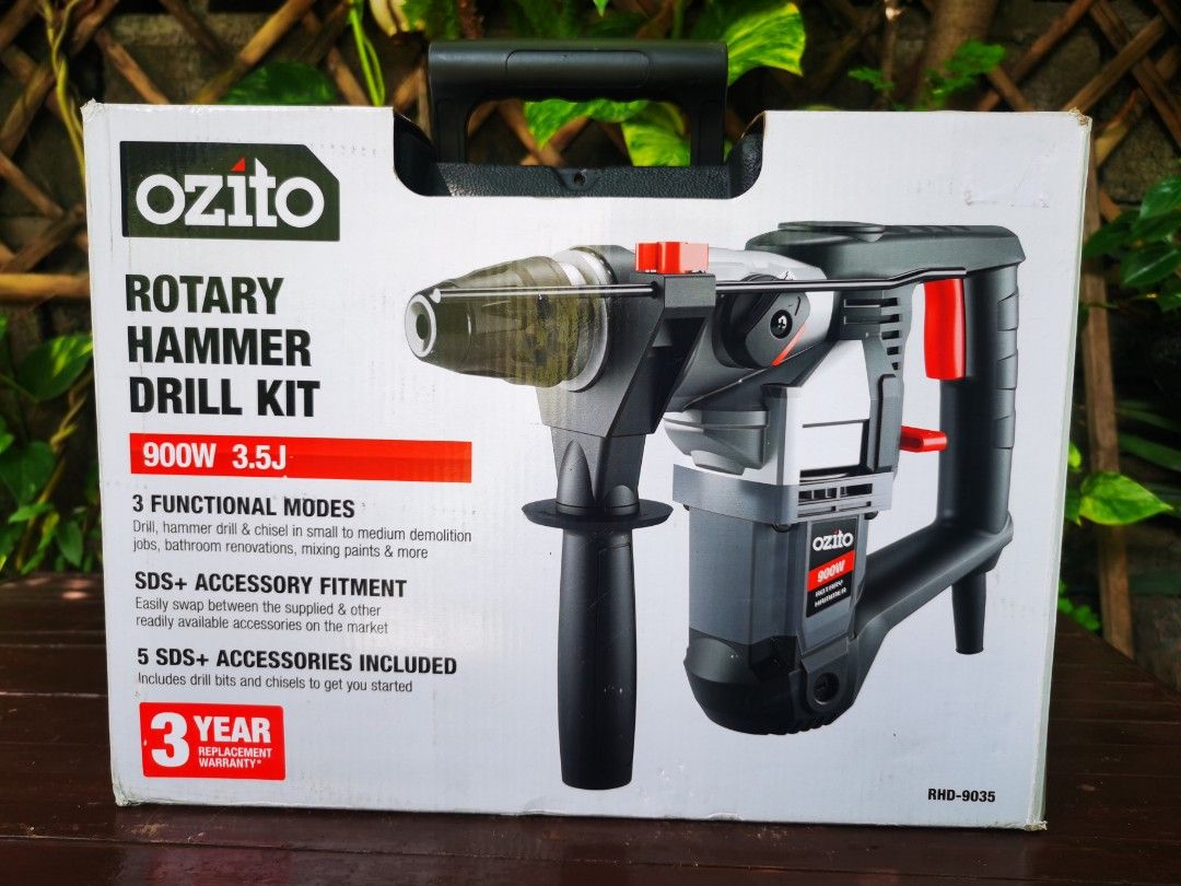 Ozito 900w shop rotary hammer drill