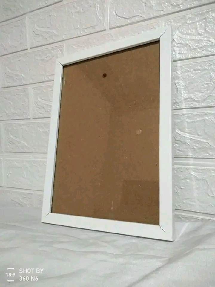 Picture frame supplier here (Category: Frames & Pictures) located in Manila. Submitted by BryanPictureFrameServices (Listing ID 1238977211, Image 3). Description: we made picture frame of any sizes but we already have pre made A4 sa mga company dyan na gusto kumuha ng frames kaya po namin gumawa ng marami💥 pwede rin po kami mag supply sa mga schools for their graduating students. also tumatanggap po kami ng retail buyers. pm lang po kayo.