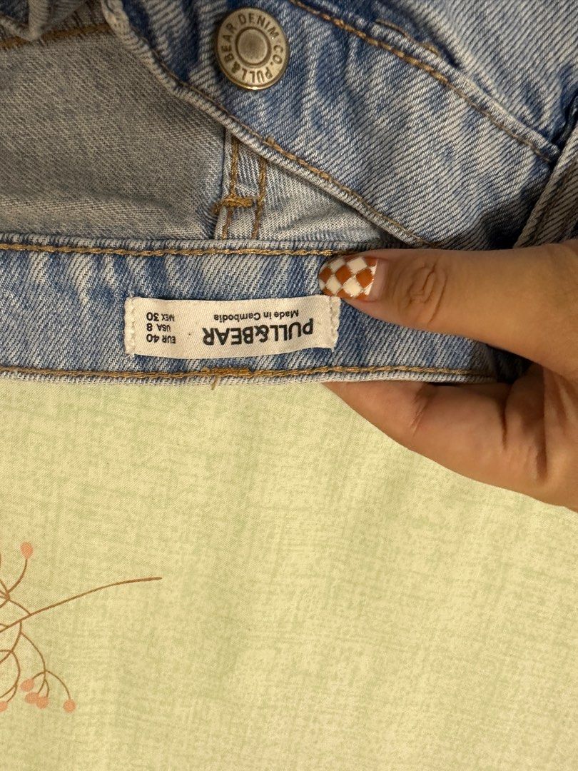 Pull & Bear Mom Jeans, Women'S Fashion, Bottoms, Jeans & Leggings On  Carousell