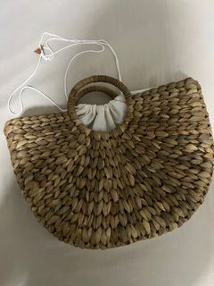 Rattan beach bag