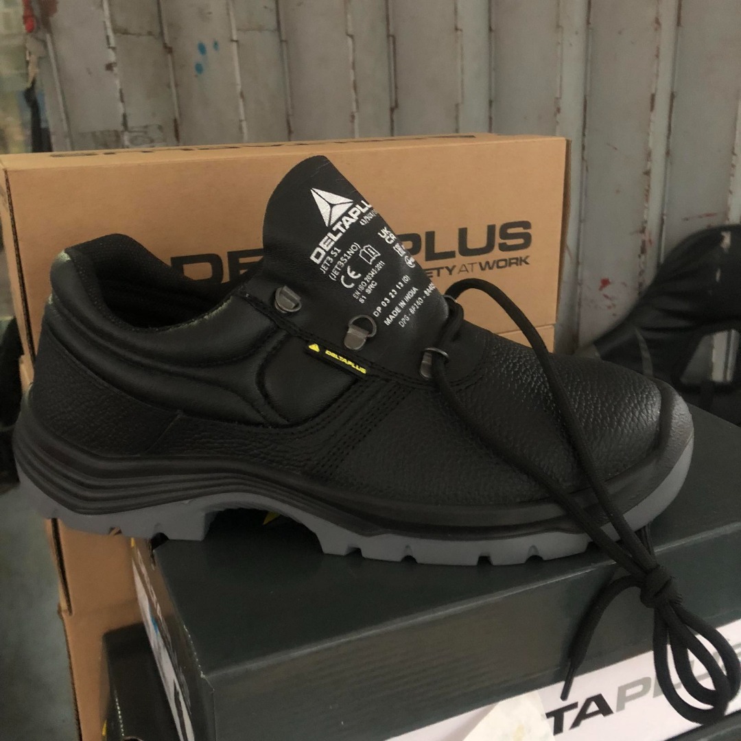 costly safety shoes