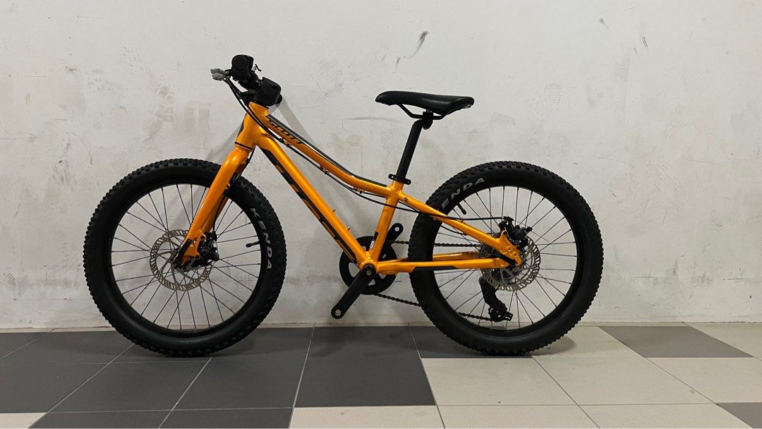 Emmanuel cycles best sale carousell