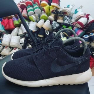 (Kategori: ) berada di . Dikirim oleh sneakers_ujungaspal (ID iklan 1239074872, Gambar 1). Deskripsi: .