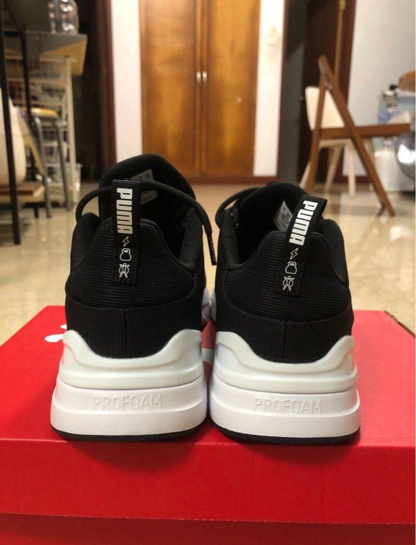 Puma super soft foam top