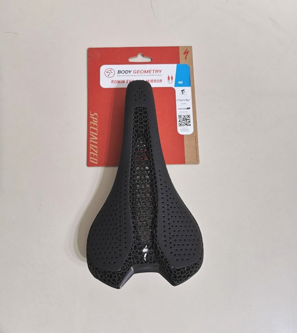 Selle De Vélo De Route SPECIALIZED ROMIN EVO - Rail Carbone, Largeur 143 Mm - Occasion