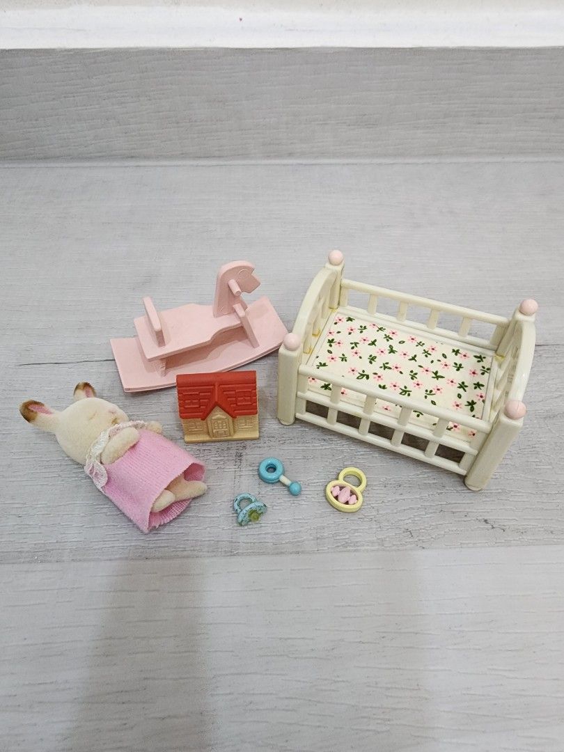 Sylvanian discount families cot