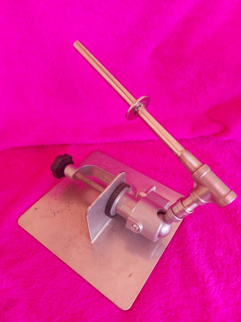 Table top / table mount for typo jaw on Carousell