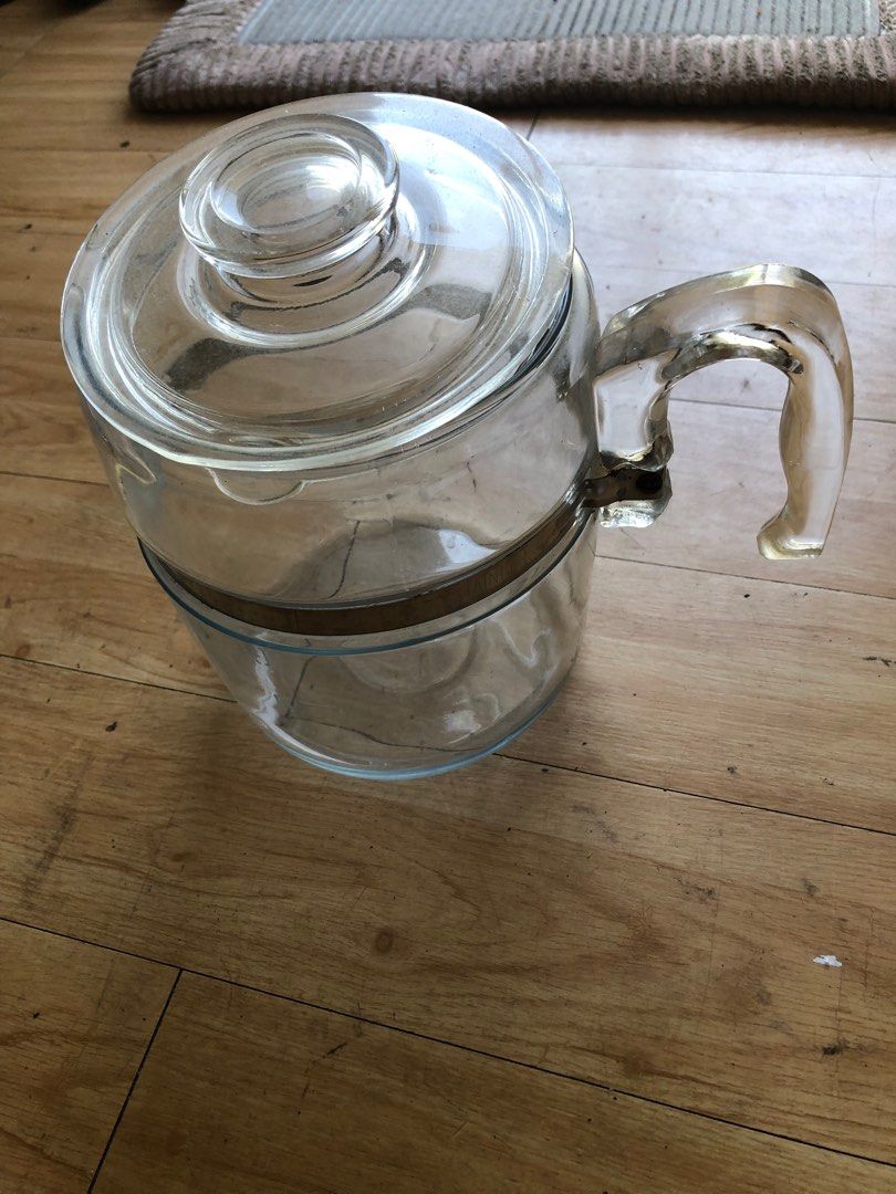 Tempered glass heat proof heater pot. (Category: Coffee & Tea Tableware) located in Paranaque City. Submitted by mrsmarypoppins (Listing ID 1239006133, Image 3). Description: Heat proof glass pot for mixed fruits etc Heat safe on induction stove or electric burner Phone: 09167411421.