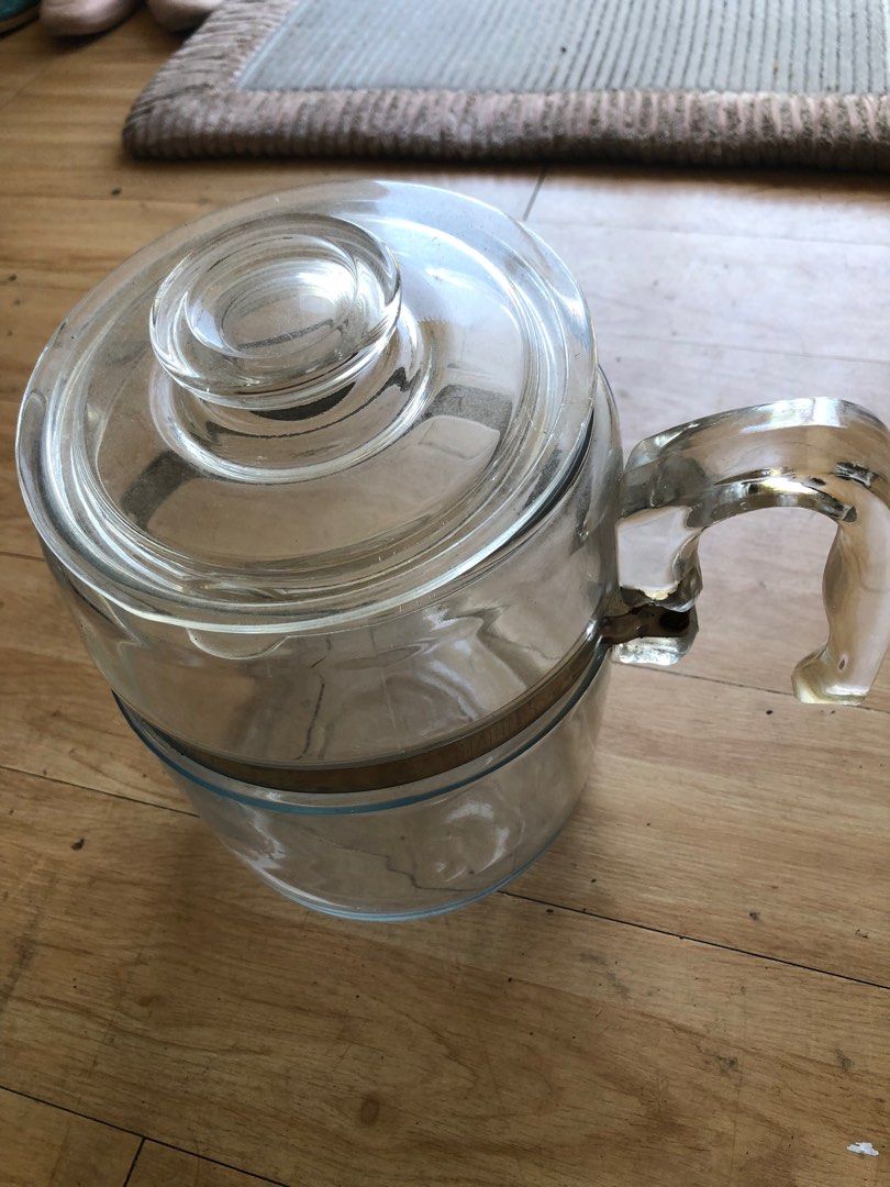 Tempered glass heat proof heater pot. (Category: Coffee & Tea Tableware) located in Paranaque City. Submitted by mrsmarypoppins (Listing ID 1239006133, Image 1). Description: Heat proof glass pot for mixed fruits etc Heat safe on induction stove or electric burner Phone: 09167411421.