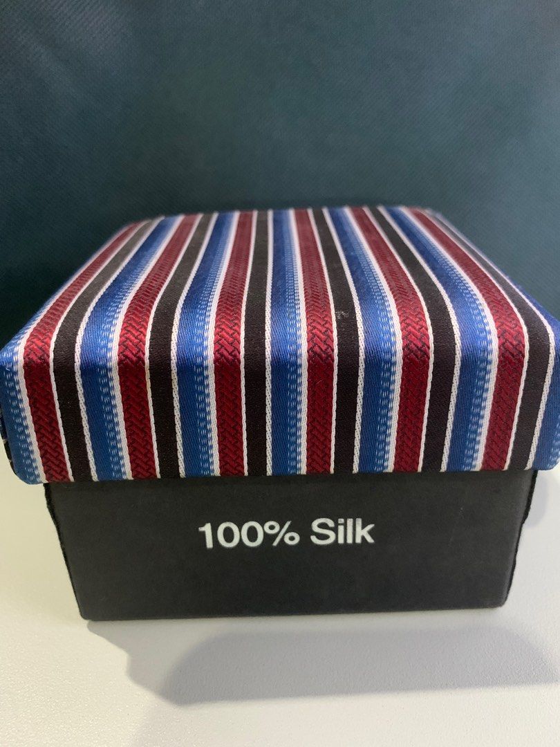 Jepitan dasi . Tie Sam Well silk and cufflink on Carousell