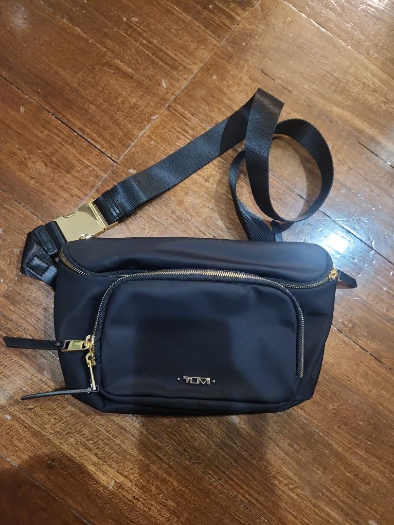 Mariel hip outlet bag