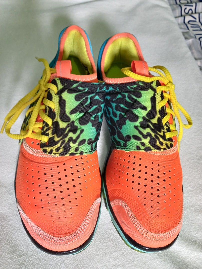 Under armour micro g toxic 6 outlet