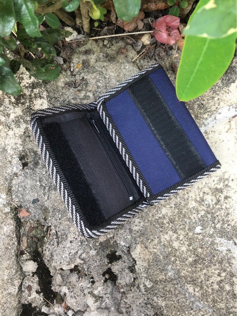 Nike wallet hot sale mens