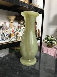 Vintage stone onyx vase
