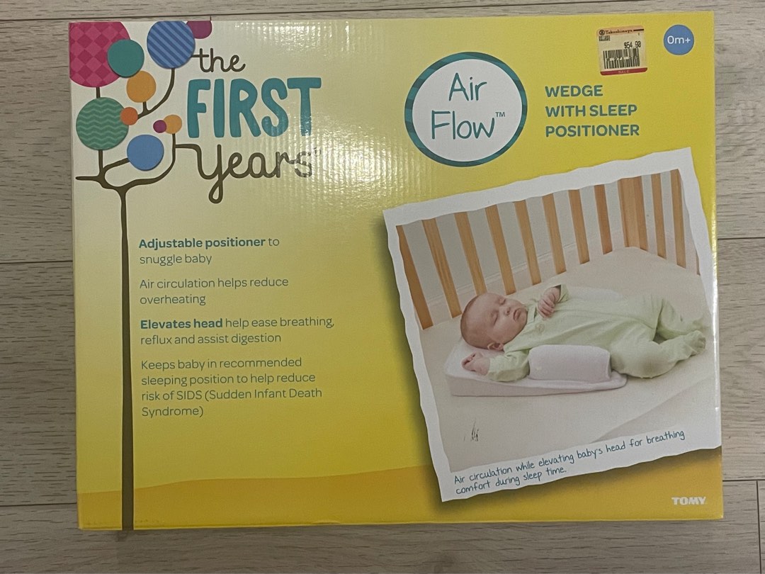 Airflow wedge with outlet sleep positioner