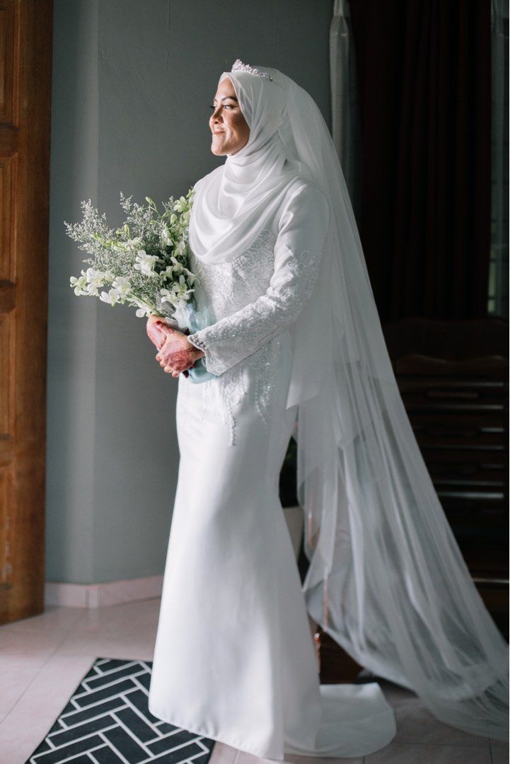 RENT Wedding Dress Women s Fashion Dresses Sets Dresses on