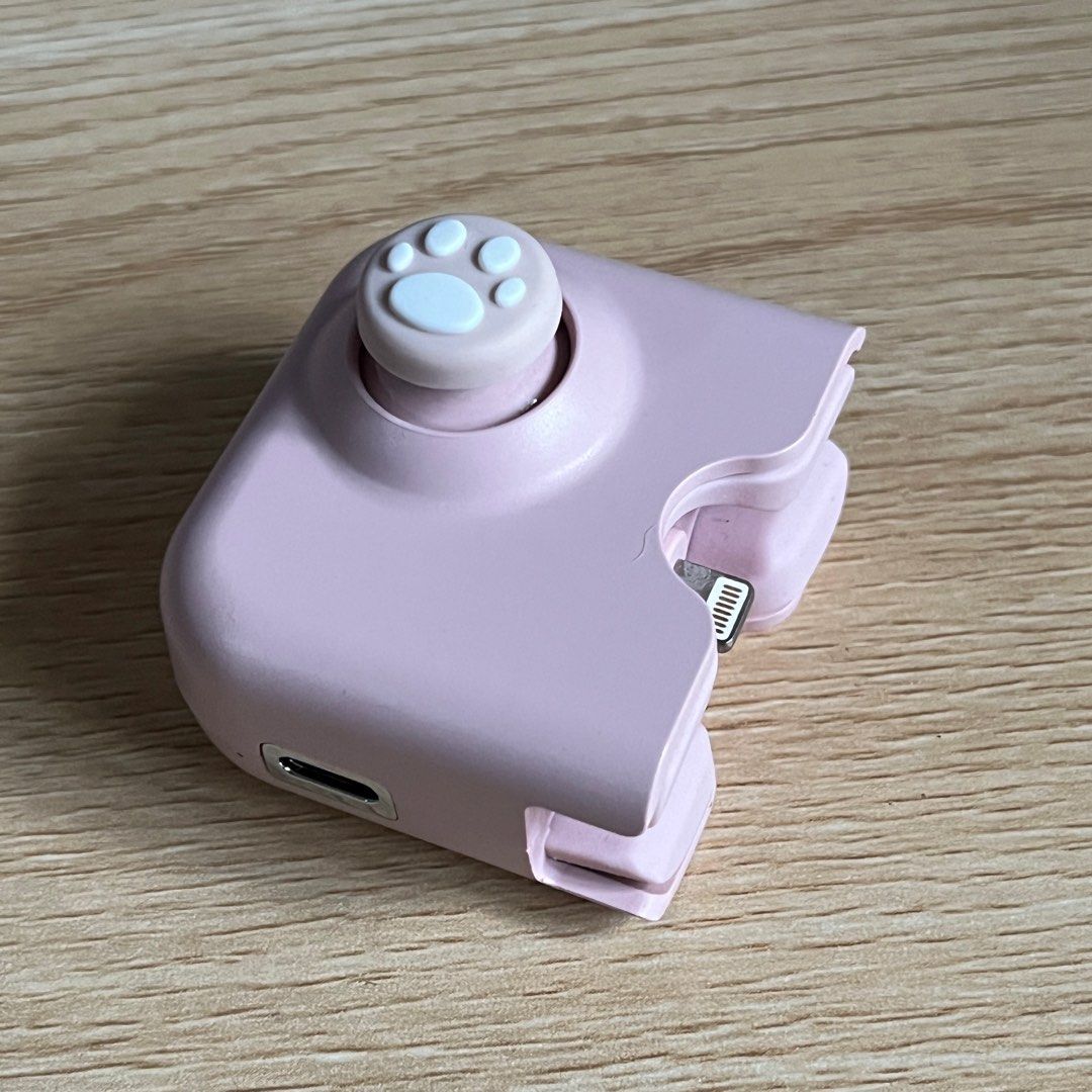Yao Gamepad for IOS (Category: Other Mobile & Gadget Accessories) located in San Juan City. Submitted by bjonka (Listing ID 1239010552, Image 1). Description: Originally purchased this for 900+ on Shopee Comes with box! Will send sample video .