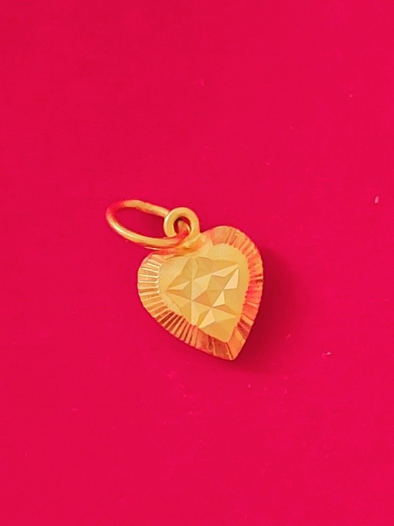 Gold heart pendant price online