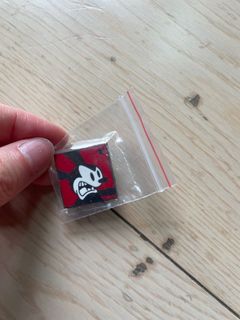 （分類：）位於 。 由 hkdisneyeeyore 提交（商品編號 1239223697，圖片 1）。簡介： 。
