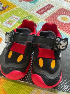 （分類：）位於 。 由 theyees 提交（商品編號 1239213171，圖片 1）。簡介： 。