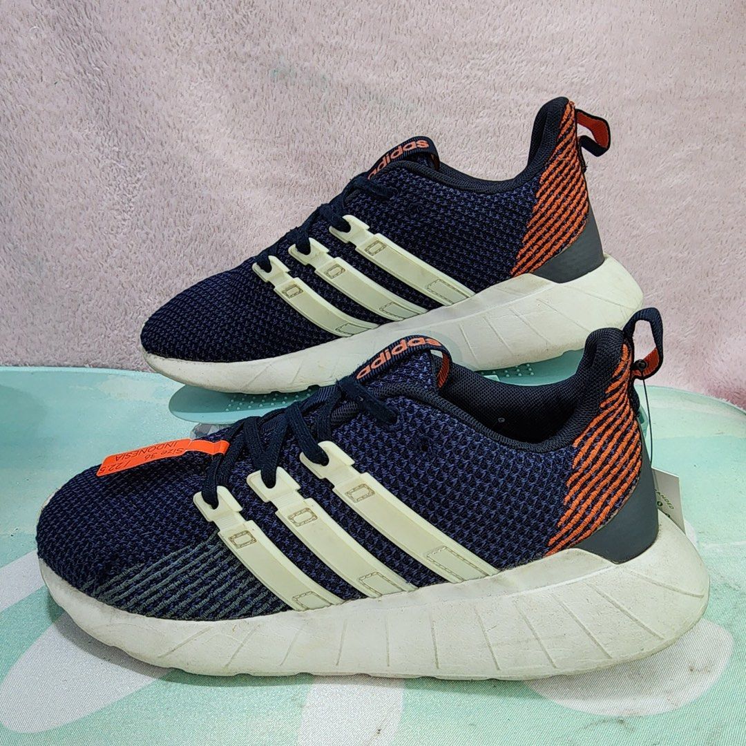 Adidas Questar Flow Navy Size 36 Fesyen Wanita Sepatu di Carousell