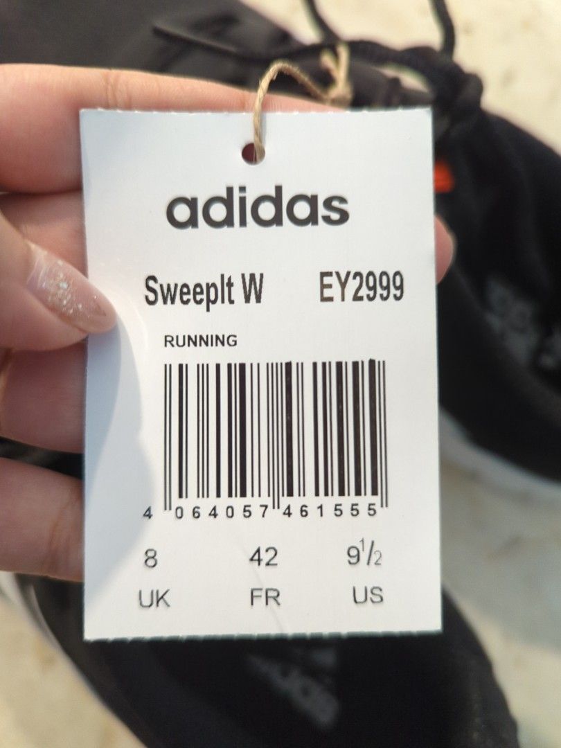 Adidas shoes 8 number sale barcode