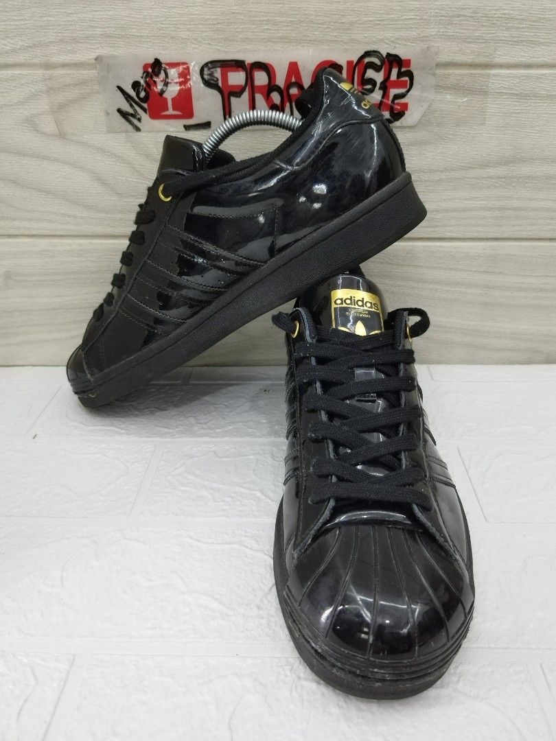 Adidas leather sale toe shoes