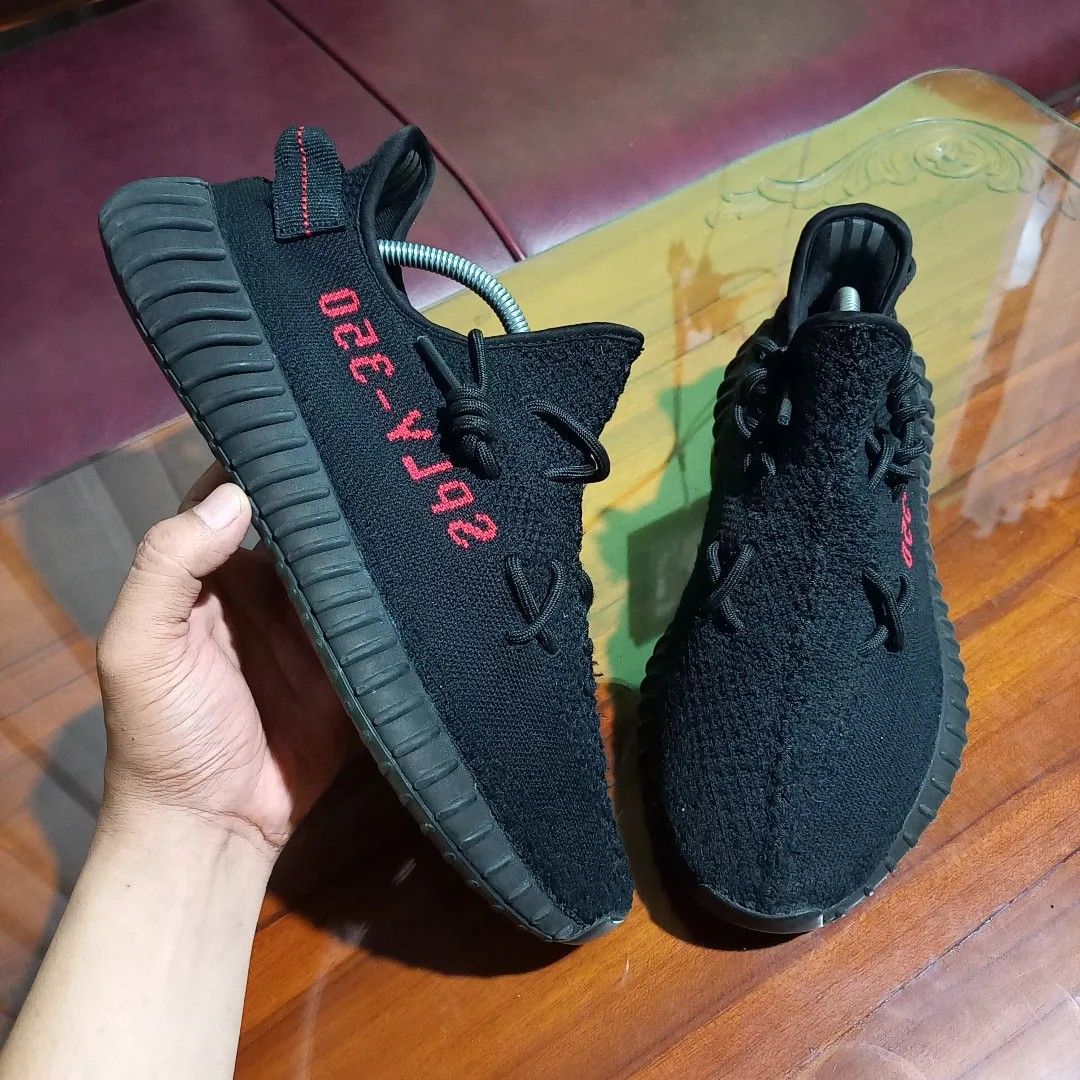 ADIDAS YEEZY BOOST 350 V2 BRED BLACK, Fesyen Pria, Sepatu