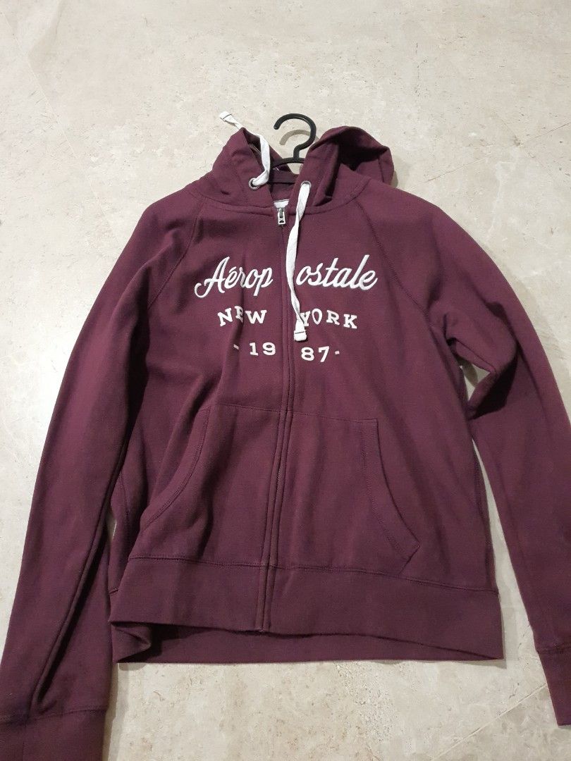 Aeropostale maroon new arrivals hoodie