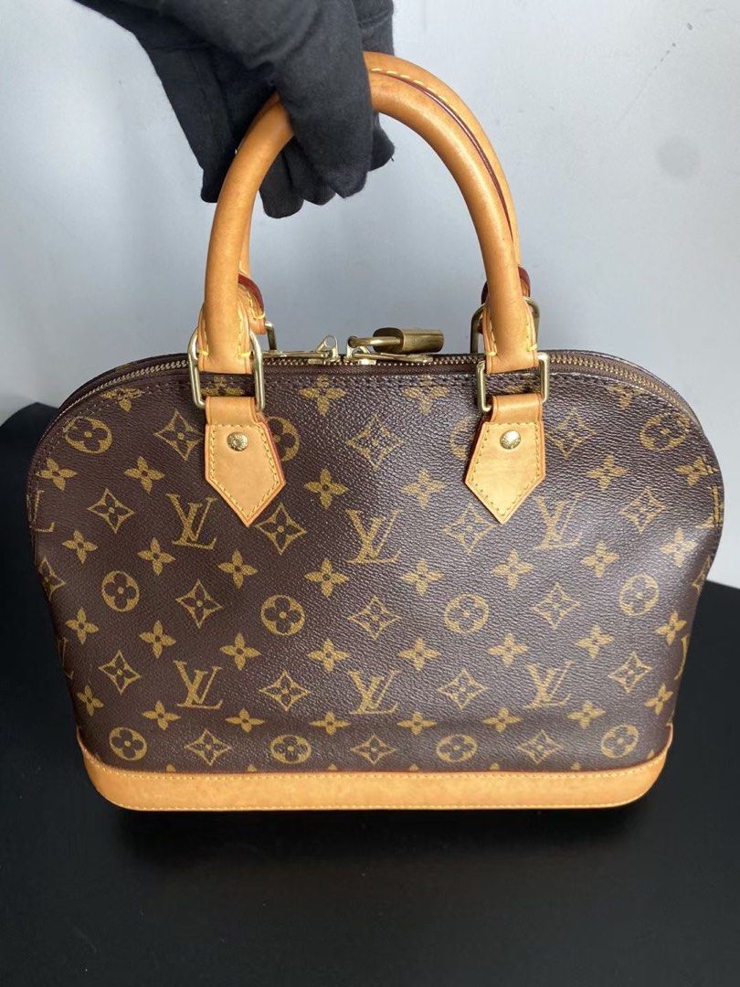 Alma handbag Women s Fashion Bags Wallets Tote Bags on Carousell