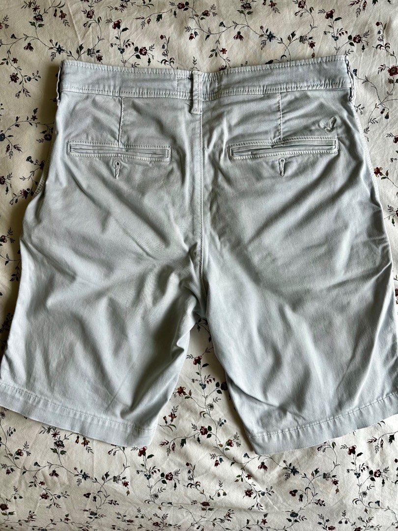 American Eagle AE Extreme Flex 9 inseam 29 waist light dusty