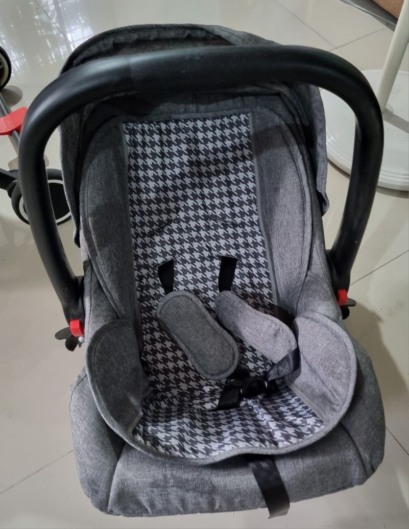 Apruva Trek Travel System (Stroller with carrier), Babies & Kids, Going