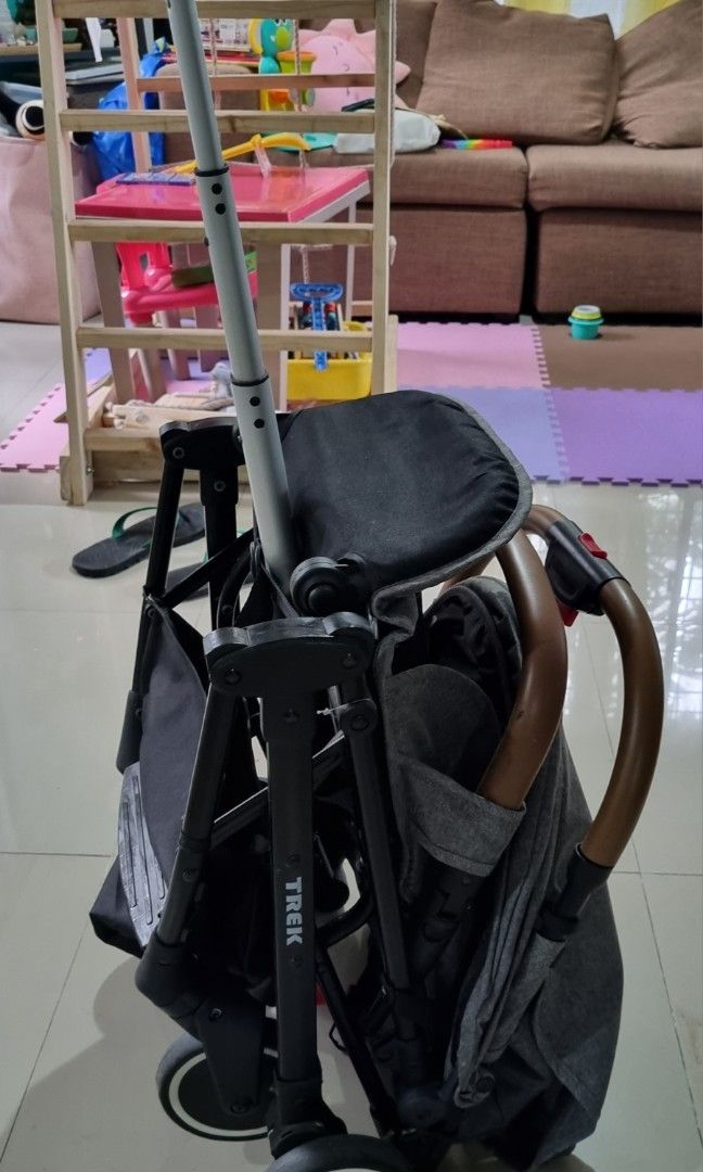 Apruva Trek Travel System (Stroller with carrier), Babies & Kids, Going