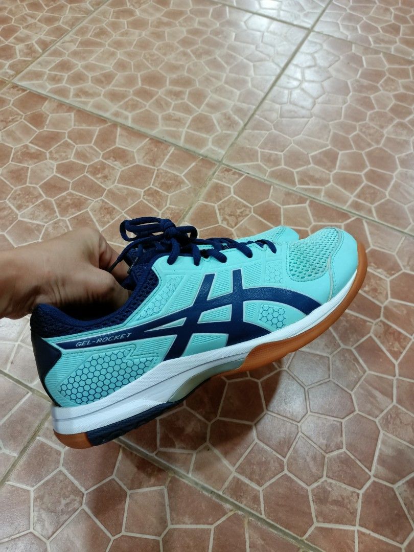 Asics Shoes, Fesyen Pria, Sepatu , Sneakers di Carousell