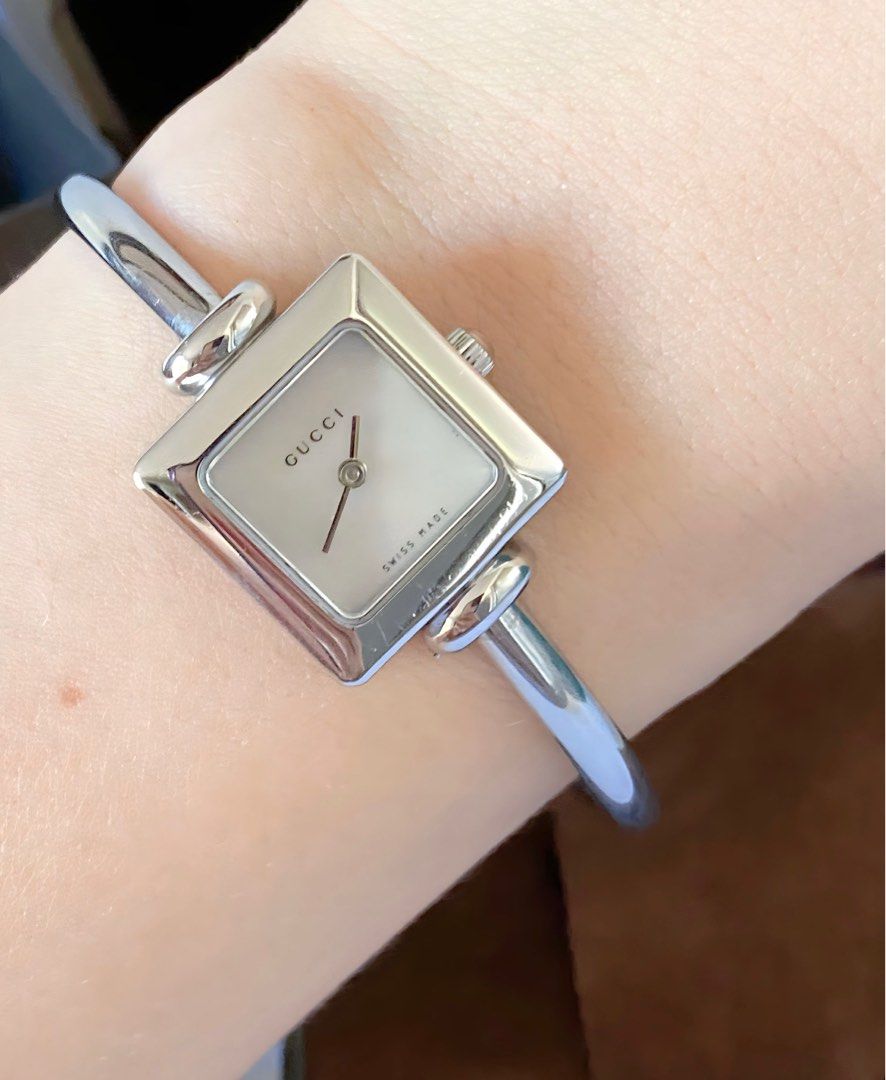 Ladies Gucci Square Bangle Watch with Silver Dial 19.5mm case