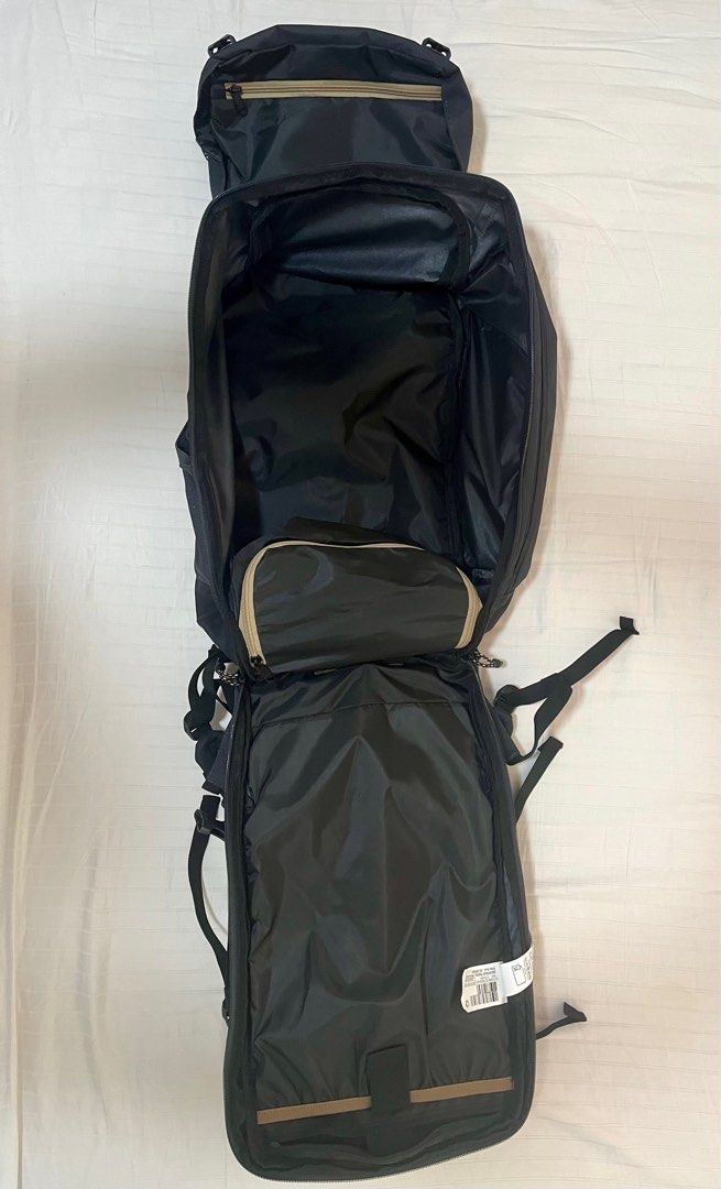 Backpack - Forclaz Travel 100 (40l), Men's Fashion, Bags, Backpacks on ...