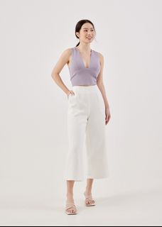 (Category: ) located in . Submitted by stuffthatwardrobe (Listing ID 1239154220, Image 1). Description: .