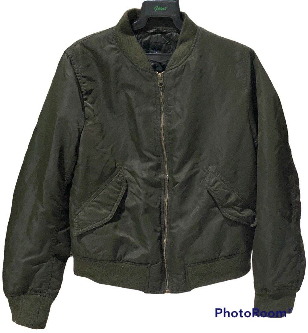 Bomber Jacket Uniqlo, Men's Fashion, Coats, Jackets and Outerwear on
