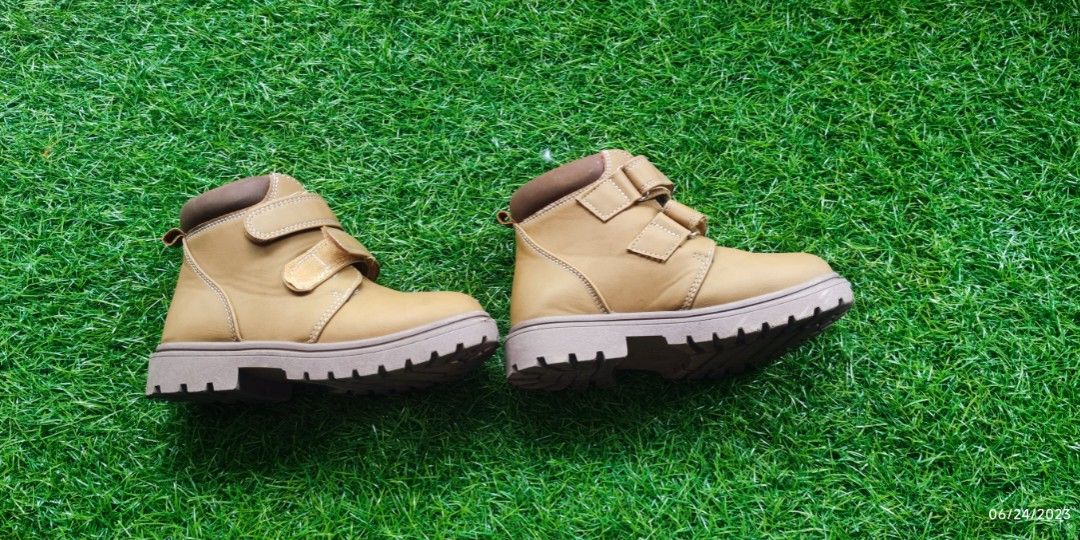 Boys boots size discount 11