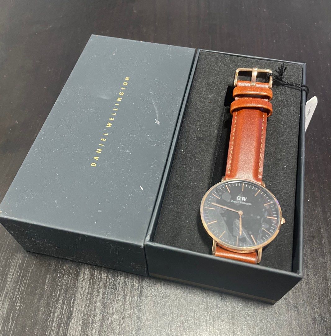 Brand new Daniel Wellington Watch Luxury Watches on Carousell