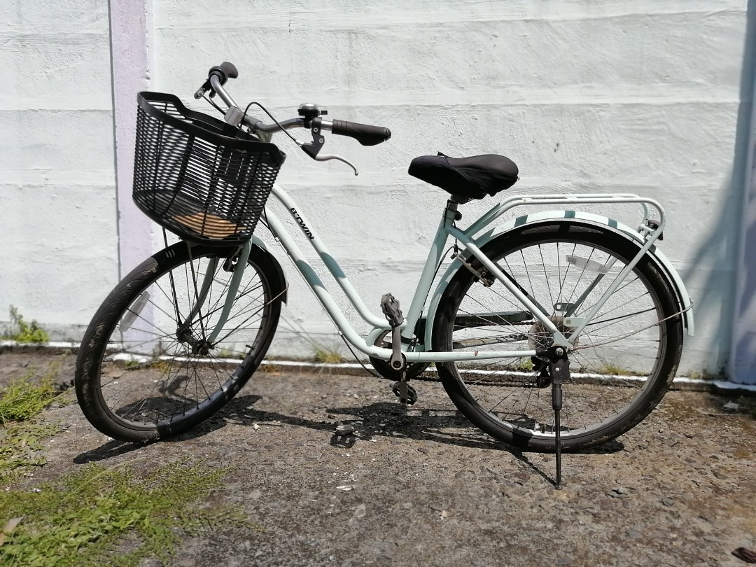 Btwin ladies hotsell bike with basket