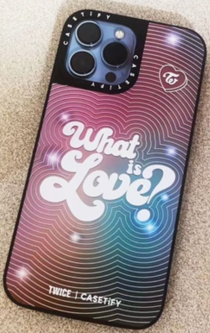 CASETiFY TWICE What is Love? Case, 手提電話, 電話及其他裝置配件