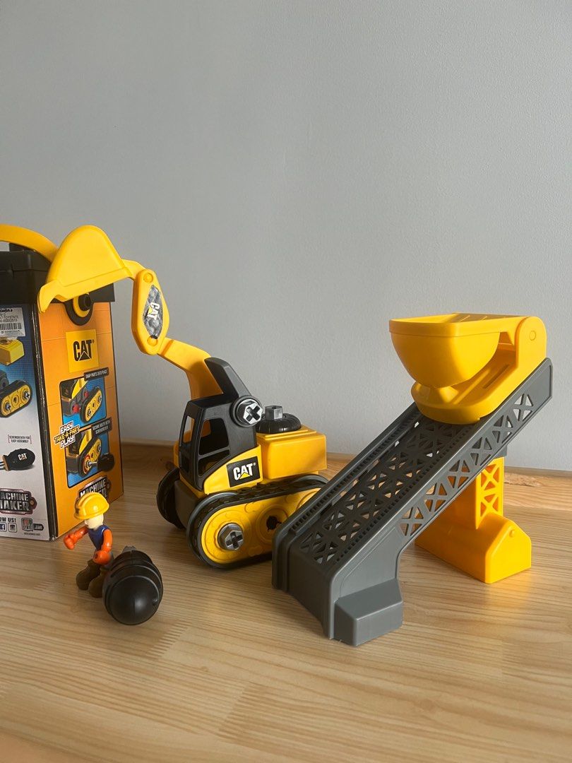 Cat machine hotsell maker excavator