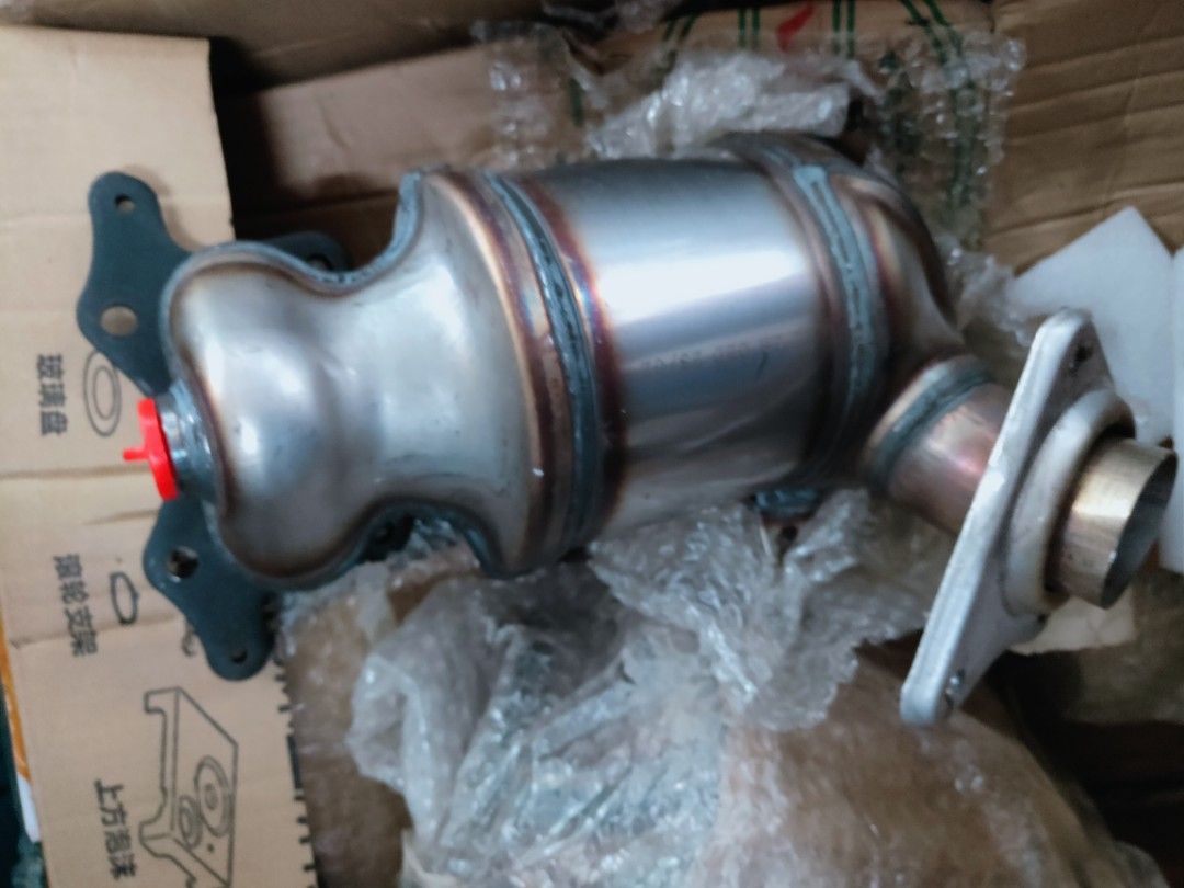 Catalytic converter for Honda Fit, Honda Vezel, Honda Shuttle and Honda